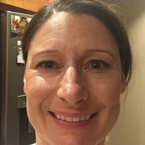 Meet your Posher, Carrie